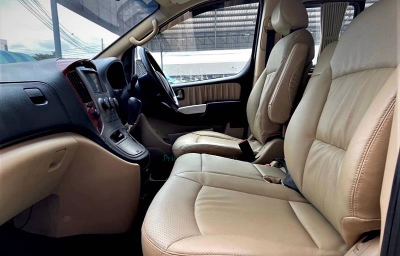 ขายรถตู้มือสอง-hyundai-ฮุนได-h-1-เอชวัน-รถปี2012-รหัส79017-4be0e308.jpg ขายรถตู้มือสอง-hyundai-ฮุนได-h-1-เอชวัน-รถปี2012-รหัส79017-4be0e308.jpg