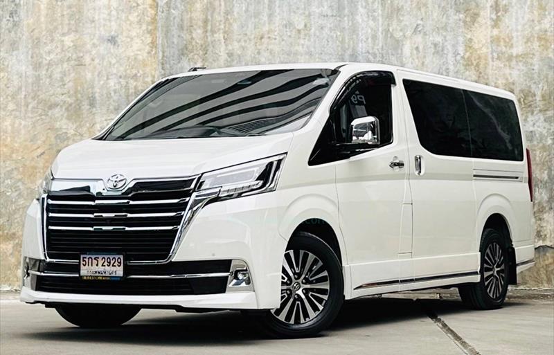 รถตู้มือสอง TOYOTA MAJESTY รถปี 2021 รถตู้มือสอง TOYOTA MAJESTY รถปี 2021