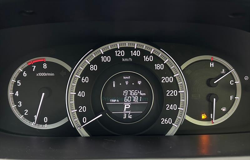 ขายรถเก๋งมือสอง-honda-ฮอนด้า-accord-แอคคอร์ด-รถปี2017-รหัส79036-0b445807.jpg ขายรถเก๋งมือสอง-honda-ฮอนด้า-accord-แอคคอร์ด-รถปี2017-รหัส79036-0b445807.jpg
