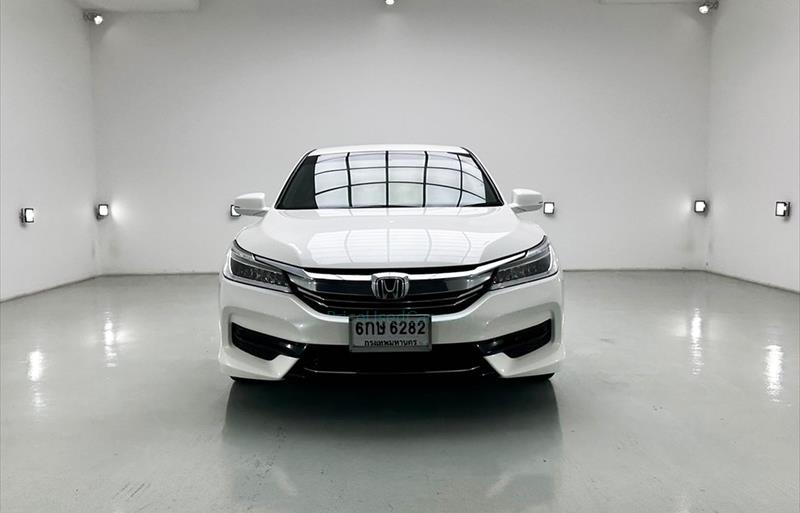 ขายรถเก๋งมือสอง-honda-ฮอนด้า-accord-แอคคอร์ด-รถปี2017-รหัส79036-c4ce4e31.jpg ขายรถเก๋งมือสอง-honda-ฮอนด้า-accord-แอคคอร์ด-รถปี2017-รหัส79036-c4ce4e31.jpg
