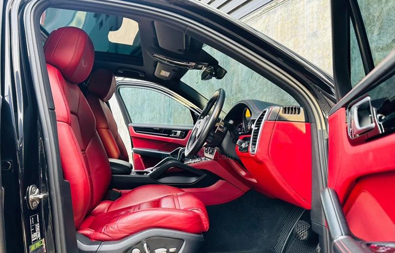 ขายรถ-suv-มือสอง-porsche-ปอร์เช่-cayenne-รถปี2021-รหัส79083-884430ff.jpg ขายรถ-suv-มือสอง-porsche-ปอร์เช่-cayenne-รถปี2021-รหัส79083-884430ff.jpg