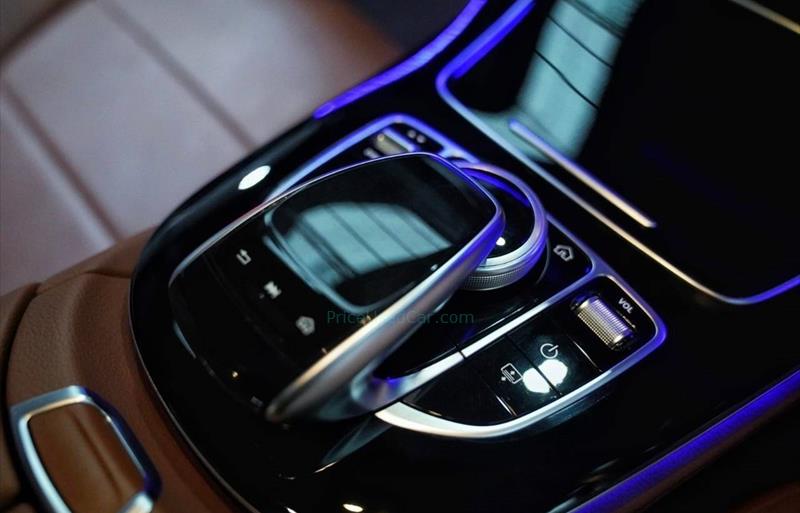 ขายรถเก๋งมือสอง-mercedes-benz-เมอร์เซเดสเบนซ์-e350-รถปี2018-รหัส79107-68e0bbd6.jpg ขายรถเก๋งมือสอง-mercedes-benz-เมอร์เซเดสเบนซ์-e350-รถปี2018-รหัส79107-68e0bbd6.jpg