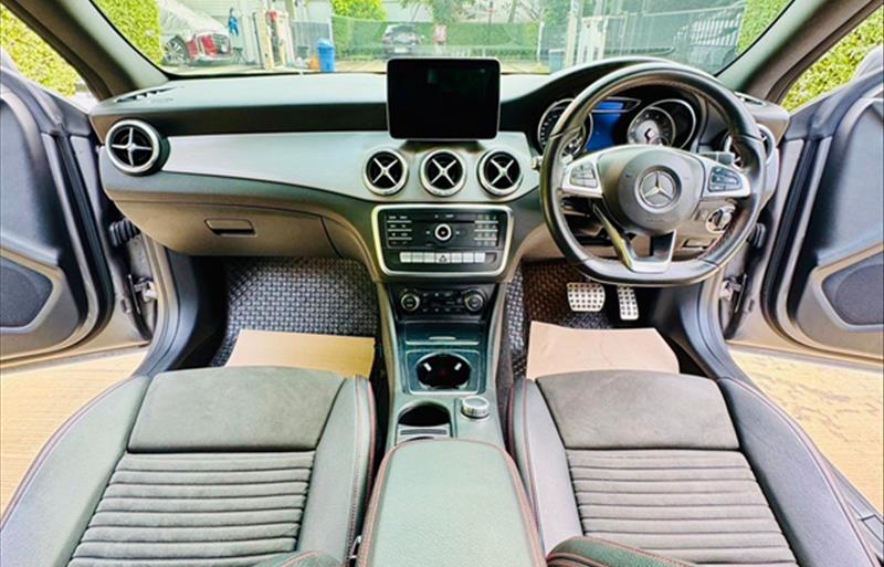 ขายรถเก๋งมือสอง-mercedes-benz-เมอร์เซเดสเบนซ์-cla250-amg-ซีแอลเอสองห้าศูนย์-เอเอ็มจี-รถปี2018-รหัส79118-9de2a993.jpg ขายรถเก๋งมือสอง-mercedes-benz-เมอร์เซเดสเบนซ์-cla250-amg-ซีแอลเอสองห้าศูนย์-เอเอ็มจี-รถปี2018-รหัส79118-9de2a993.jpg