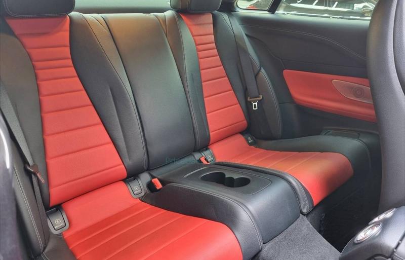 ขายรถเก๋งมือสอง-mercedes-benz-เมอร์เซเดสเบนซ์-e200-อีสองศูนย์ศูนย์-รถปี2019-รหัส79126-e85a7acb.jpg ขายรถเก๋งมือสอง-mercedes-benz-เมอร์เซเดสเบนซ์-e200-อีสองศูนย์ศูนย์-รถปี2019-รหัส79126-e85a7acb.jpg