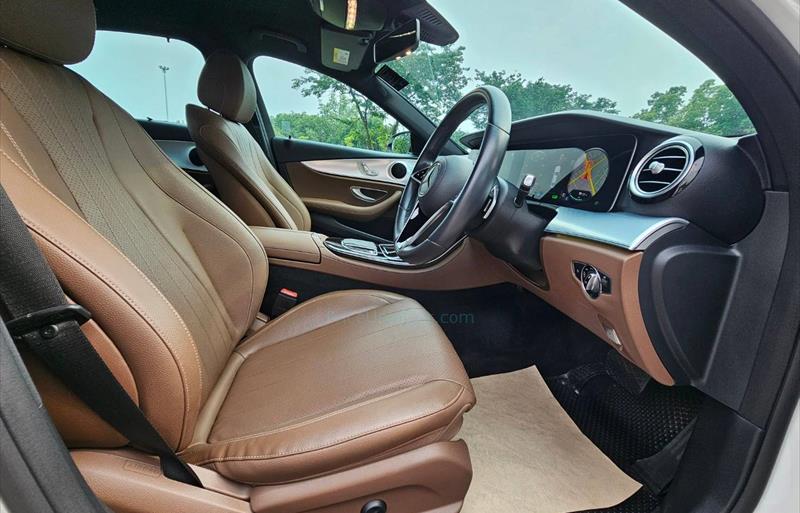 ขายรถเก๋งมือสอง-mercedes-benz-เมอร์เซเดสเบนซ์-e300-อีสามศูนย์ศูนย์-รถปี2021-รหัส79130-1f22b42c.jpg ขายรถเก๋งมือสอง-mercedes-benz-เมอร์เซเดสเบนซ์-e300-อีสามศูนย์ศูนย์-รถปี2021-รหัส79130-1f22b42c.jpg