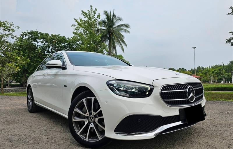 รถเก๋งมือสอง MERCEDES BENZ E300 รถปี 2021 รถเก๋งมือสอง MERCEDES BENZ E300 รถปี 2021