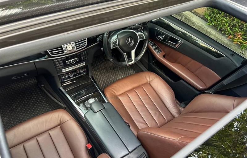 ขายรถเก๋งมือสอง-mercedes-benz-เมอร์เซเดสเบนซ์-e300-อีสามศูนย์ศูนย์-รถปี2014-รหัส79131-df3d3181.jpg ขายรถเก๋งมือสอง-mercedes-benz-เมอร์เซเดสเบนซ์-e300-อีสามศูนย์ศูนย์-รถปี2014-รหัส79131-df3d3181.jpg