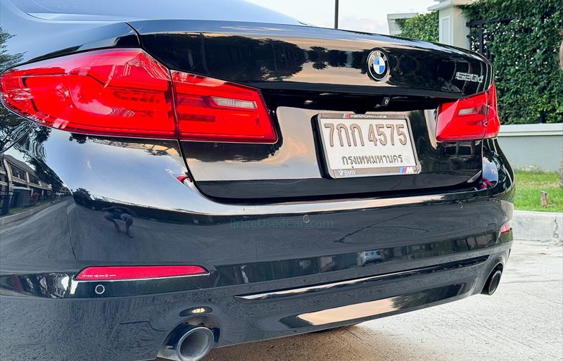 ขายรถเก๋งมือสอง-bmw-บีเอ็มดับบลิว-520d-ห้าสองศูนย์ดี-รถปี2018-รหัส79132-0ad6f1b4.jpg ขายรถเก๋งมือสอง-bmw-บีเอ็มดับบลิว-520d-ห้าสองศูนย์ดี-รถปี2018-รหัส79132-0ad6f1b4.jpg