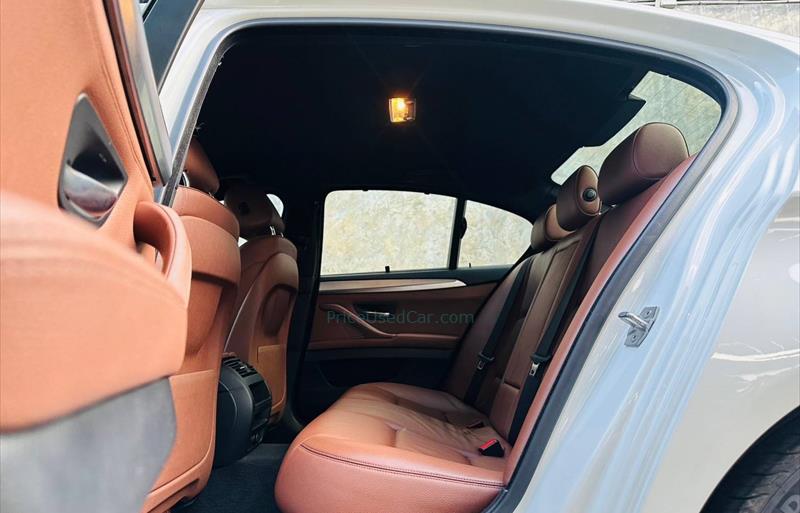 ขายรถเก๋งมือสอง-bmw-บีเอ็มดับบลิว-520d-ห้าสองศูนย์ดี-รถปี2016-รหัส79133-2589e94a.jpg ขายรถเก๋งมือสอง-bmw-บีเอ็มดับบลิว-520d-ห้าสองศูนย์ดี-รถปี2016-รหัส79133-2589e94a.jpg