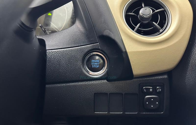 ขายรถเก๋งมือสอง-toyota-โตโยต้า-altis-อัลติส-รถปี2018-รหัส79159-e7d9842a.jpg ขายรถเก๋งมือสอง-toyota-โตโยต้า-altis-อัลติส-รถปี2018-รหัส79159-e7d9842a.jpg