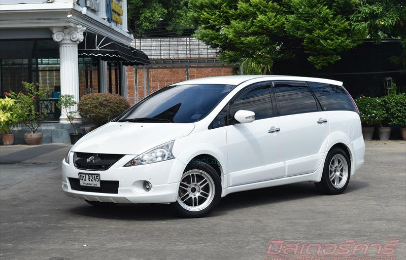 รถตู้มือสอง MITSUBISHI SPACE WAGON รถปี 2009
