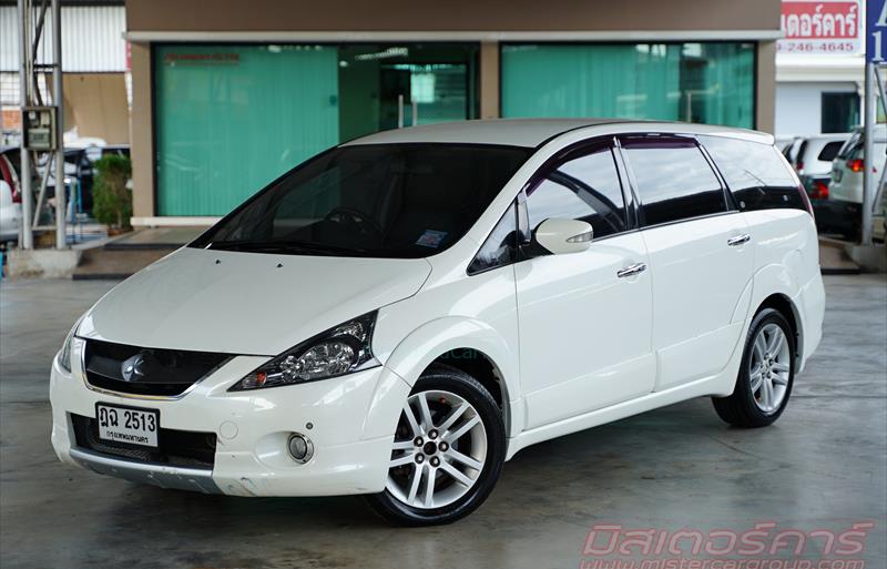 รถตู้มือสอง MITSUBISHI SPACE WAGON รถปี 2010