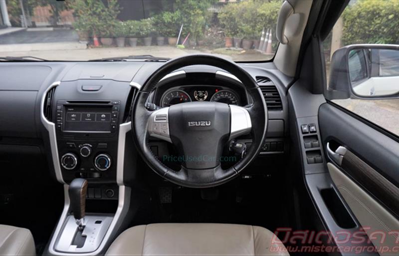 ขายรถ-suv-มือสอง-isuzu-อีซูซุ-mu-x-มิวเอ็กซ์-รถปี2016-รหัส79233-b81f2889.jpg ขายรถ-suv-มือสอง-isuzu-อีซูซุ-mu-x-มิวเอ็กซ์-รถปี2016-รหัส79233-b81f2889.jpg