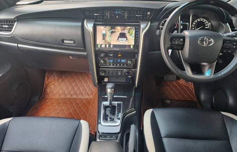 ขายรถ-suv-มือสอง-toyota-โตโยต้า-fortuner-ฟอร์จูนเนอร์-รถปี2022-รหัส79315-daf27ad9.jpg ขายรถ-suv-มือสอง-toyota-โตโยต้า-fortuner-ฟอร์จูนเนอร์-รถปี2022-รหัส79315-daf27ad9.jpg