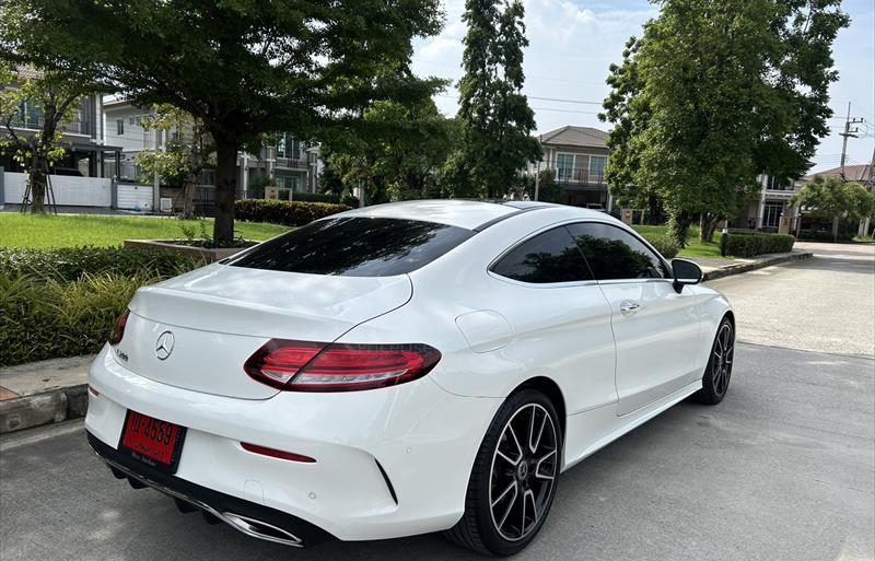 ขายรถเก๋งมือสอง-mercedes-benz-เมอร์เซเดสเบนซ์-c200-รถปี2019-รหัส79372-5323b7fc.jpg ขายรถเก๋งมือสอง-mercedes-benz-เมอร์เซเดสเบนซ์-c200-รถปี2019-รหัส79372-5323b7fc.jpg