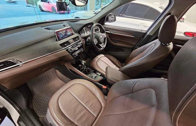 ขายรถ-suv-มือสอง-bmw-บีเอ็มดับบลิว-x1-เอ็กซ์1-รถปี2019-รหัส79374-80afb30c.jpg ขายรถ-suv-มือสอง-bmw-บีเอ็มดับบลิว-x1-เอ็กซ์1-รถปี2019-รหัส79374-80afb30c.jpg