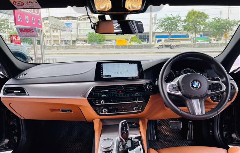 ขายรถเก๋งมือสอง-bmw-บีเอ็มดับบลิว-520d-ห้าสองศูนย์ดี-รถปี2019-รหัส79378-e452361b.jpg ขายรถเก๋งมือสอง-bmw-บีเอ็มดับบลิว-520d-ห้าสองศูนย์ดี-รถปี2019-รหัส79378-e452361b.jpg
