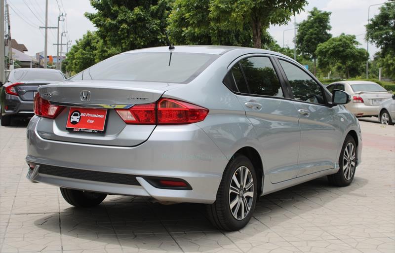ขายรถเก๋งมือสอง-honda-ฮอนด้า-city-ซิตี้-รถปี2019-รหัส79408-e15e668c.jpg ขายรถเก๋งมือสอง-honda-ฮอนด้า-city-ซิตี้-รถปี2019-รหัส79408-e15e668c.jpg