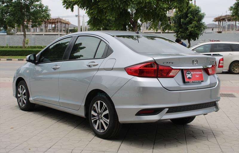 ขายรถเก๋งมือสอง-honda-ฮอนด้า-city-ซิตี้-รถปี2019-รหัส79408-f2adb9ef.jpg ขายรถเก๋งมือสอง-honda-ฮอนด้า-city-ซิตี้-รถปี2019-รหัส79408-f2adb9ef.jpg