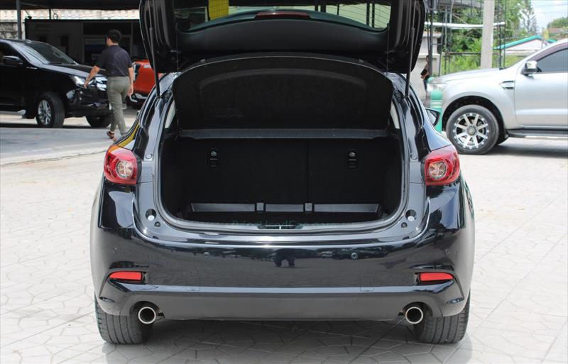 ขายรถเก๋งมือสอง-mazda-มาสด้า-3-สาม-รถปี2018-รหัส79409-38d0a08e.jpg ขายรถเก๋งมือสอง-mazda-มาสด้า-3-สาม-รถปี2018-รหัส79409-38d0a08e.jpg