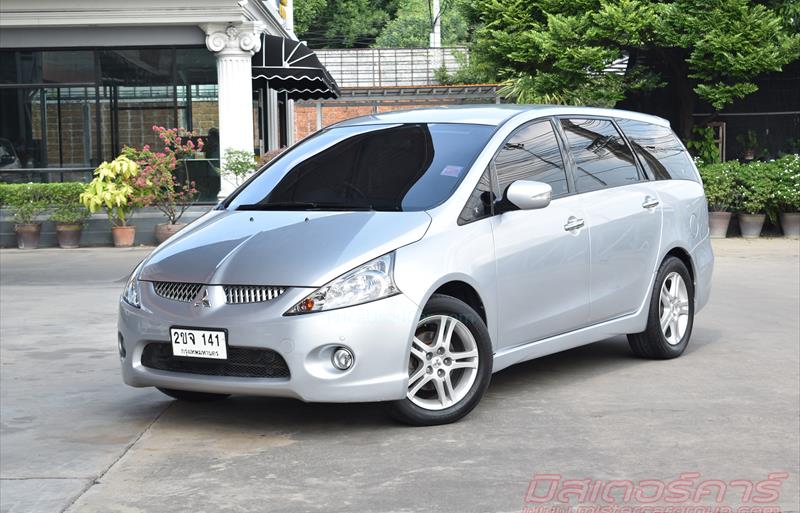 รถตู้มือสอง MITSUBISHI SPACE WAGON รถปี 2010