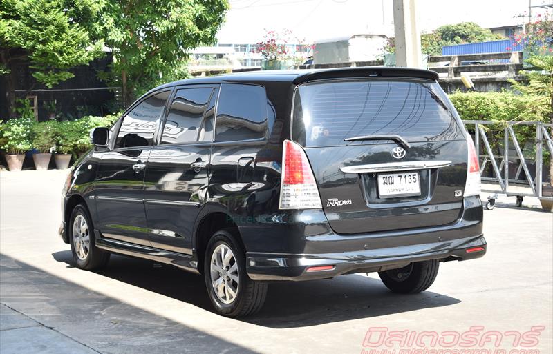 ขายรถตู้มือสอง toyota innova รถปี2012 รหัส 79451 รูปที่3