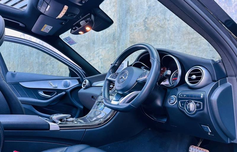 ขายรถเก๋งมือสอง-mercedes-benz-เมอร์เซเดสเบนซ์-c350-ซีสามห้าศูนย์-รถปี2017-รหัส79489-92e0f7fd.jpg ขายรถเก๋งมือสอง-mercedes-benz-เมอร์เซเดสเบนซ์-c350-ซีสามห้าศูนย์-รถปี2017-รหัส79489-92e0f7fd.jpg