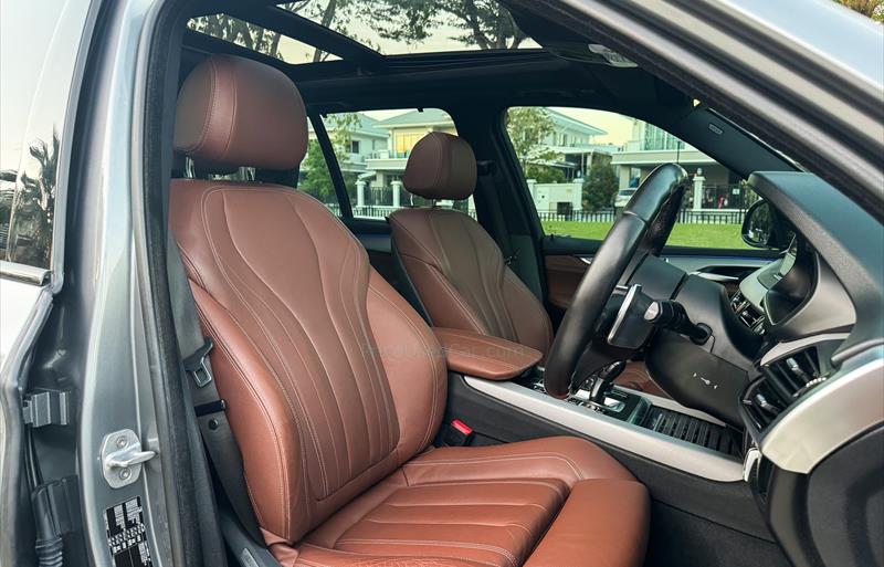 ขายรถ-suv-มือสอง-bmw-บีเอ็มดับบลิว-x5-เอ็กซ์5-รถปี2019-รหัส79491-94b9cb12.jpg ขายรถ-suv-มือสอง-bmw-บีเอ็มดับบลิว-x5-เอ็กซ์5-รถปี2019-รหัส79491-94b9cb12.jpg