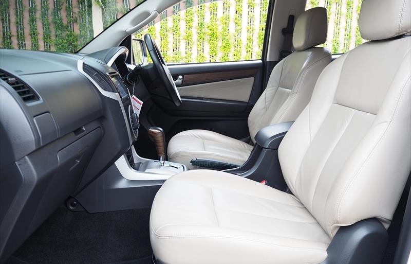 ขายรถ-suv-มือสอง-isuzu-อีซูซุ-mu-x-มิวเอ็กซ์-รถปี2014-รหัส79492-9c586349.jpg ขายรถ-suv-มือสอง-isuzu-อีซูซุ-mu-x-มิวเอ็กซ์-รถปี2014-รหัส79492-9c586349.jpg