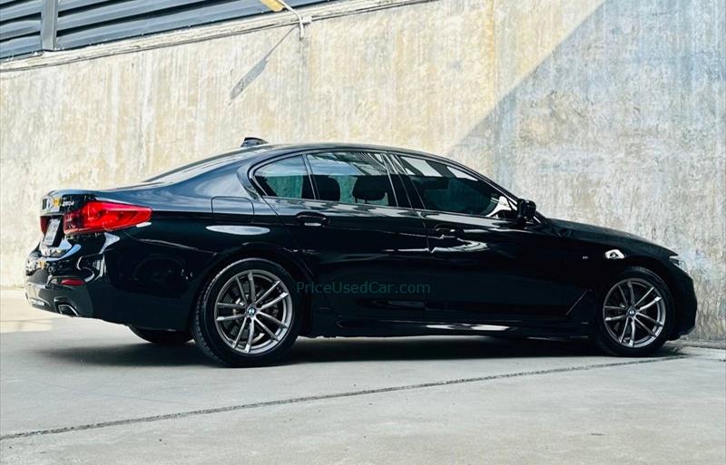 ขายรถเก๋งมือสอง-bmw-บีเอ็มดับบลิว-520d-ห้าสองศูนย์ดี-รถปี2018-รหัส79535-76a4b4d3.jpg ขายรถเก๋งมือสอง-bmw-บีเอ็มดับบลิว-520d-ห้าสองศูนย์ดี-รถปี2018-รหัส79535-76a4b4d3.jpg
