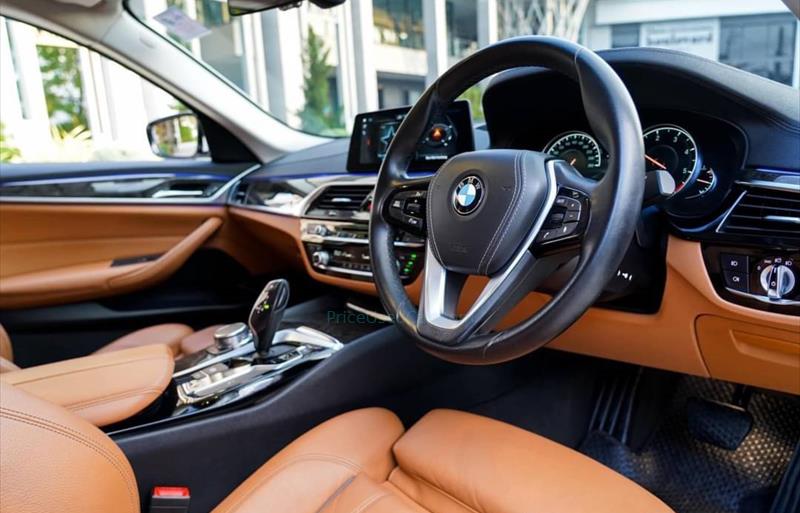 ขายรถเก๋งมือสอง-bmw-บีเอ็มดับบลิว-520d-ห้าสองศูนย์ดี-รถปี2018-รหัส79536-9bd03d23.jpg ขายรถเก๋งมือสอง-bmw-บีเอ็มดับบลิว-520d-ห้าสองศูนย์ดี-รถปี2018-รหัส79536-9bd03d23.jpg