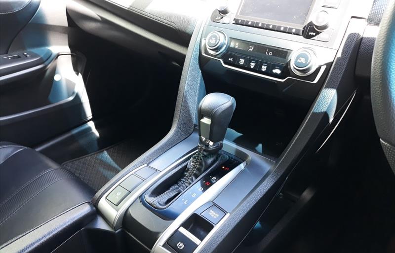 ขายรถเก๋งมือสอง-honda-ฮอนด้า-civic-ซีวิค-รถปี2020-รหัส79552-b045f70f.jpg ขายรถเก๋งมือสอง-honda-ฮอนด้า-civic-ซีวิค-รถปี2020-รหัส79552-b045f70f.jpg