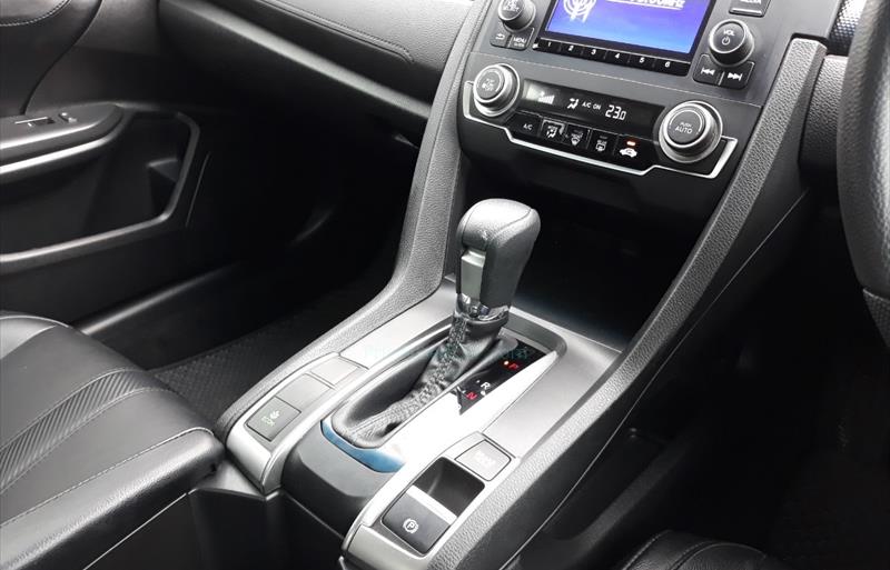 ขายรถเก๋งมือสอง-honda-ฮอนด้า-civic-ซีวิค-รถปี2020-รหัส79553-574c4915.jpg ขายรถเก๋งมือสอง-honda-ฮอนด้า-civic-ซีวิค-รถปี2020-รหัส79553-574c4915.jpg