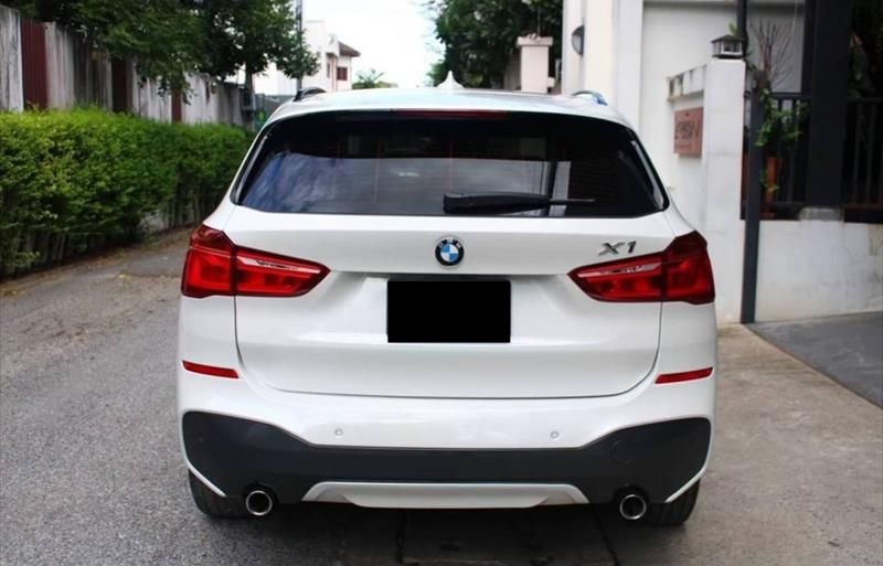 ขายรถ-suv-มือสอง-bmw-บีเอ็มดับบลิว-x1-เอ็กซ์1-รถปี2018-รหัส79596-e60a1567.jpg ขายรถ-suv-มือสอง-bmw-บีเอ็มดับบลิว-x1-เอ็กซ์1-รถปี2018-รหัส79596-e60a1567.jpg
