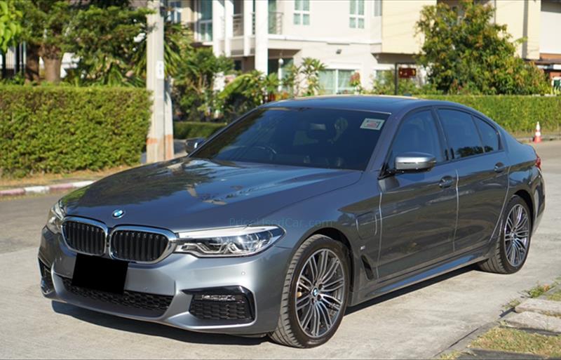 รถเก๋งมือสอง BMW 530i รถปี 2019