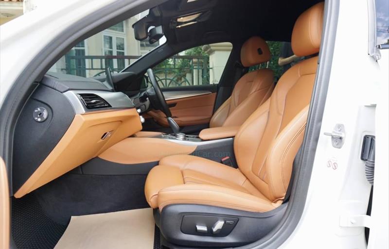 ขายรถเก๋งมือสอง-bmw-บีเอ็มดับบลิว-520d-ห้าสองศูนย์ดี-รถปี2018-รหัส79659-2516fbb6.jpg ขายรถเก๋งมือสอง-bmw-บีเอ็มดับบลิว-520d-ห้าสองศูนย์ดี-รถปี2018-รหัส79659-2516fbb6.jpg