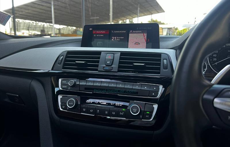 ขายรถเก๋งมือสอง-bmw-บีเอ็มดับบลิว-330e-รถปี2019-รหัส79665-e0c564ef.jpg ขายรถเก๋งมือสอง-bmw-บีเอ็มดับบลิว-330e-รถปี2019-รหัส79665-e0c564ef.jpg