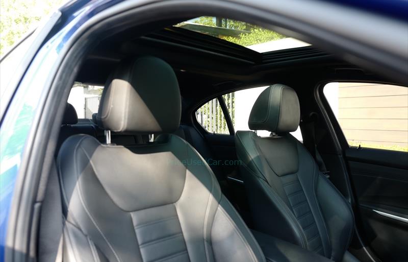 ขายรถเก๋งมือสอง-bmw-บีเอ็มดับบลิว-330e-รถปี2020-รหัส79674-476f92e2.jpg ขายรถเก๋งมือสอง-bmw-บีเอ็มดับบลิว-330e-รถปี2020-รหัส79674-476f92e2.jpg