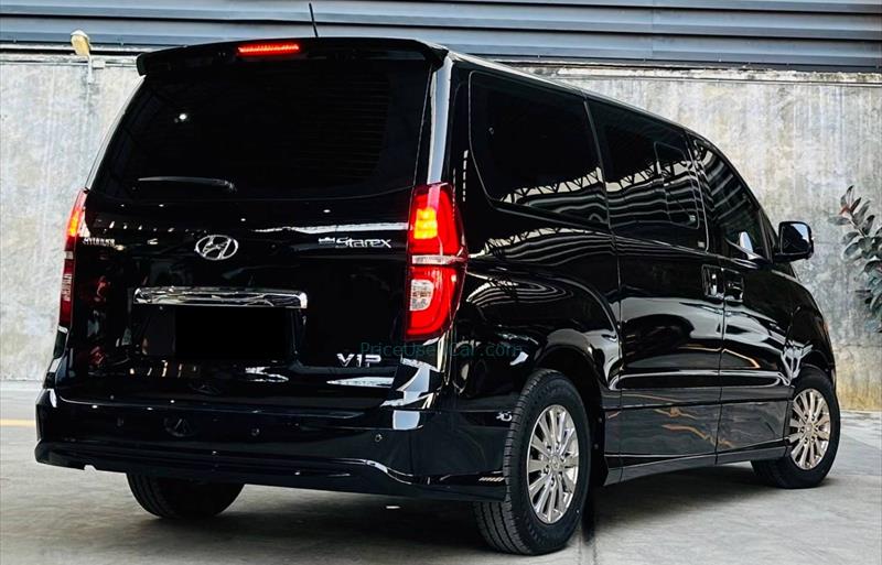 ขายรถตู้มือสอง hyundai h-1 รถปี2018 รหัส 79759 รูปที่3