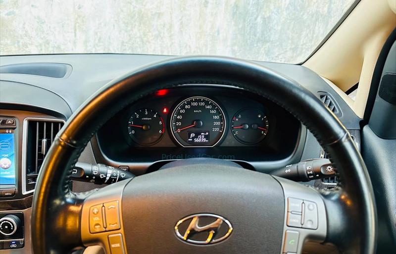 ขายรถตู้มือสอง-hyundai-ฮุนได-h-1-เอชวัน-รถปี2018-รหัส79759-5cd6bf1a.jpg ขายรถตู้มือสอง-hyundai-ฮุนได-h-1-เอชวัน-รถปี2018-รหัส79759-5cd6bf1a.jpg