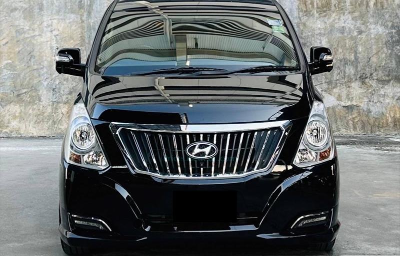 ขายรถตู้มือสอง-hyundai-ฮุนได-h-1-เอชวัน-รถปี2018-รหัส79759-e51b84d6.jpg ขายรถตู้มือสอง-hyundai-ฮุนได-h-1-เอชวัน-รถปี2018-รหัส79759-e51b84d6.jpg