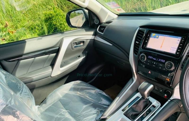 ขายรถ-suv-มือสอง-mitsubishi-มิตซูบิชิ-pajero-sport-ปาเจโร่-สปอร์ต-รถปี2019-รหัส79783-6656b9d0.jpg ขายรถ-suv-มือสอง-mitsubishi-มิตซูบิชิ-pajero-sport-ปาเจโร่-สปอร์ต-รถปี2019-รหัส79783-6656b9d0.jpg