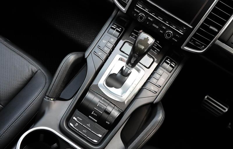 ขายรถ-suv-มือสอง-porsche-ปอร์เช่-cayenne-รถปี2012-รหัส79827-913ec6e8.jpg ขายรถ-suv-มือสอง-porsche-ปอร์เช่-cayenne-รถปี2012-รหัส79827-913ec6e8.jpg