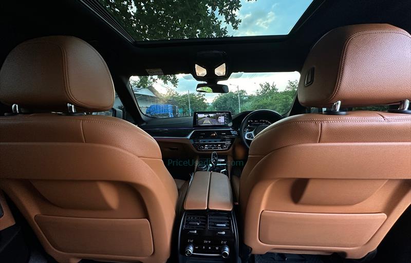 ขายรถเก๋งมือสอง-bmw-บีเอ็มดับบลิว-530i-รถปี2020-รหัส79876-533776d8.jpg ขายรถเก๋งมือสอง-bmw-บีเอ็มดับบลิว-530i-รถปี2020-รหัส79876-533776d8.jpg