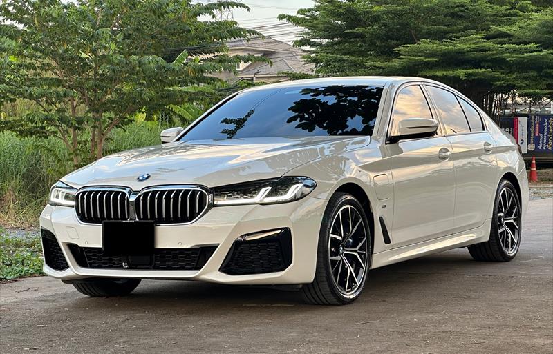 รถเก๋งมือสอง BMW 530i รถปี 2020
