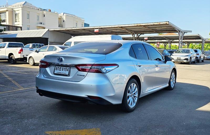 ขายรถเก๋งมือสอง-toyota-โตโยต้า-camry-คัมรี่-รถปี2019-รหัส79880-2ef105e2.jpg ขายรถเก๋งมือสอง-toyota-โตโยต้า-camry-คัมรี่-รถปี2019-รหัส79880-2ef105e2.jpg