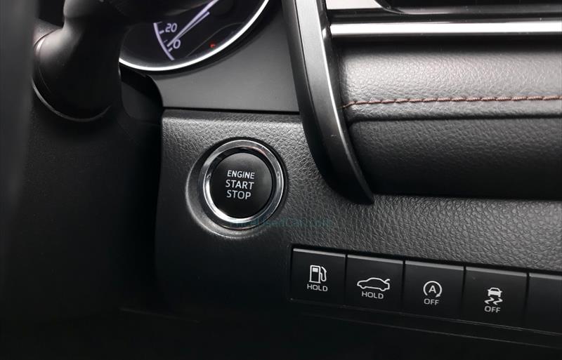 ขายรถเก๋งมือสอง-toyota-โตโยต้า-camry-คัมรี่-รถปี2020-รหัส79890-308eb82f.jpg ขายรถเก๋งมือสอง-toyota-โตโยต้า-camry-คัมรี่-รถปี2020-รหัส79890-308eb82f.jpg