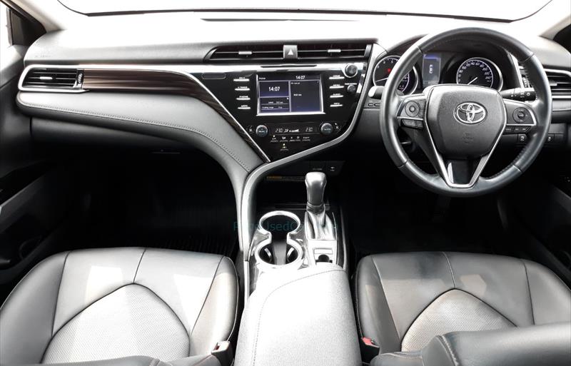 ขายรถเก๋งมือสอง-toyota-โตโยต้า-camry-คัมรี่-รถปี2020-รหัส79890-92839f81.jpg ขายรถเก๋งมือสอง-toyota-โตโยต้า-camry-คัมรี่-รถปี2020-รหัส79890-92839f81.jpg