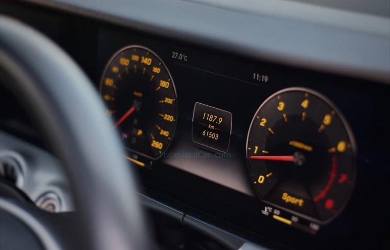 ขายรถเก๋งมือสอง-mercedes-benz-เมอร์เซเดสเบนซ์-e300-อีสามศูนย์ศูนย์-รถปี2018-รหัส79892-62d251b3.jpg ขายรถเก๋งมือสอง-mercedes-benz-เมอร์เซเดสเบนซ์-e300-อีสามศูนย์ศูนย์-รถปี2018-รหัส79892-62d251b3.jpg