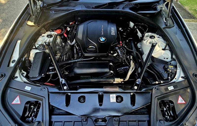 ขายรถเก๋งมือสอง-bmw-บีเอ็มดับบลิว-520d-ห้าสองศูนย์ดี-รถปี2016-รหัส79893-2a7b6d5a.jpg ขายรถเก๋งมือสอง-bmw-บีเอ็มดับบลิว-520d-ห้าสองศูนย์ดี-รถปี2016-รหัส79893-2a7b6d5a.jpg